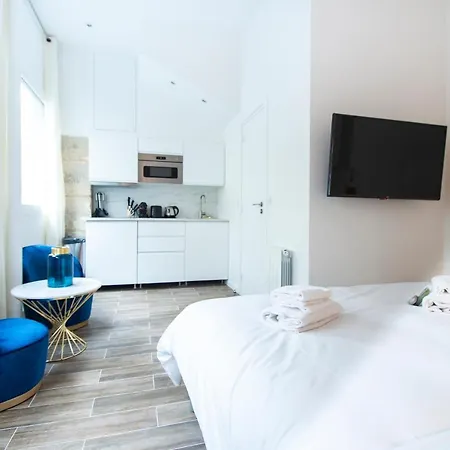 Dreamyflat - Abbesses Aparthotel 2*